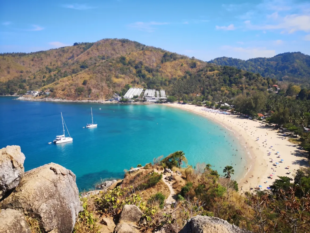 nai-harn-beach-phuket-ultimate-guide